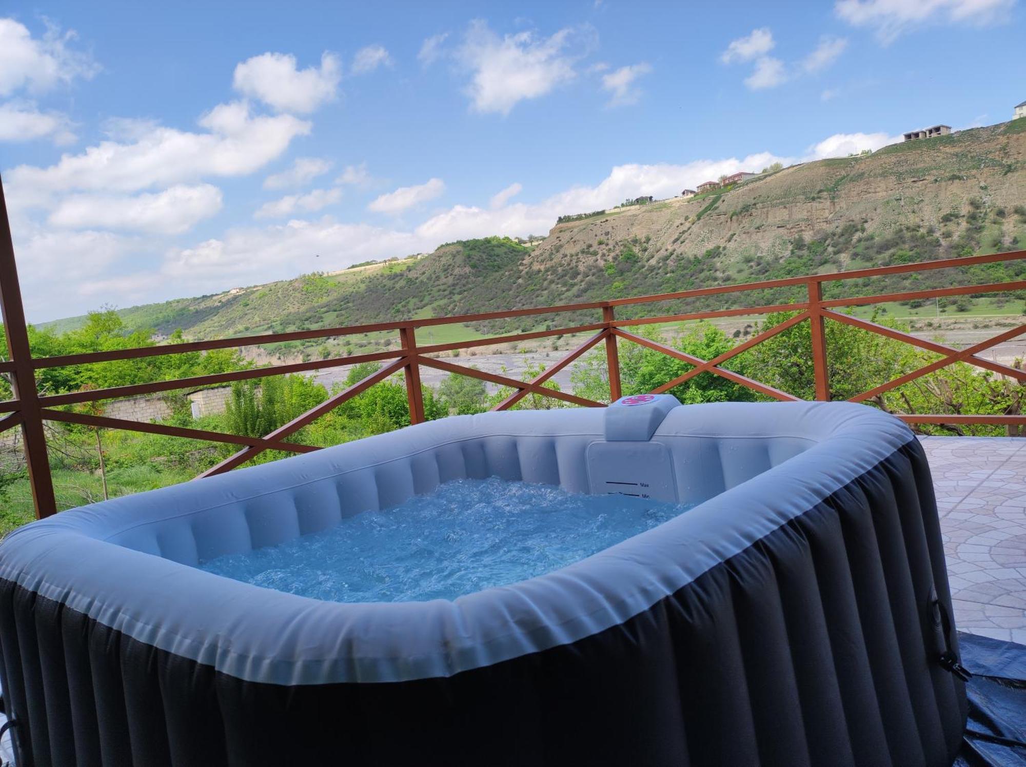 Villa The River View *